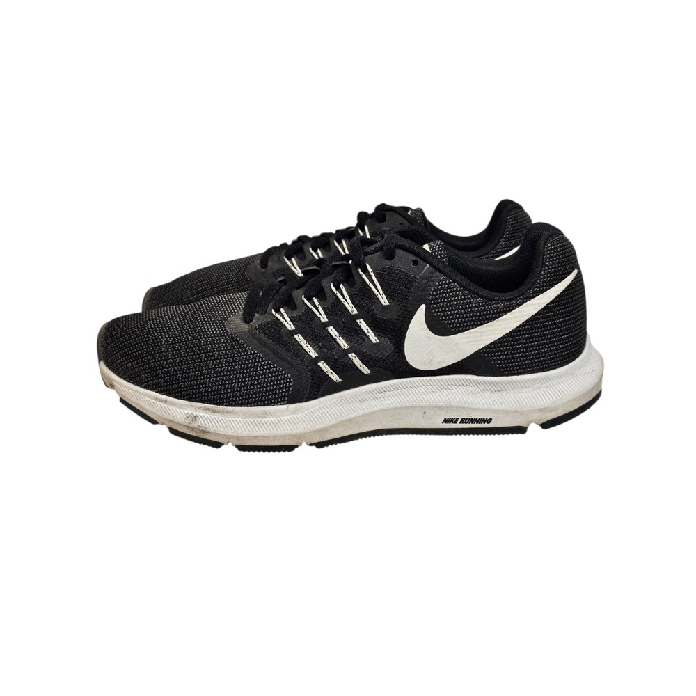 Nike Run Swift Athletic Running Shoes‎ Sneakers Womens Size 8.5 Black / White - Picture 5 of 12